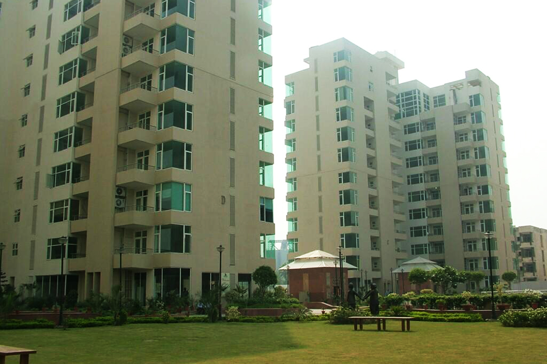 Raheja Atlantis